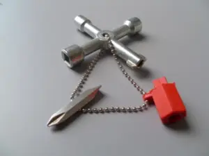 LLAVE CABINA CONTROL GAS-AGUA-