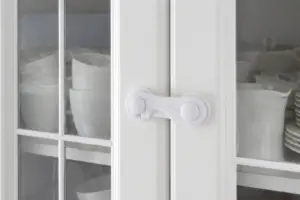 CIERRE SEGURIDAD INFANTIL VITR