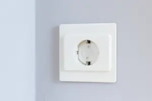 PROTECTOR ENCHUFE GIRATORIO 10