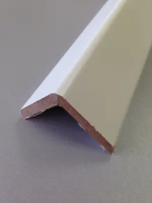 ESQUINERO ADH 40X40X2,60MT BL