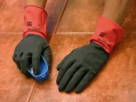 GUANTE QUIMICO XL10 33CM RO/NE