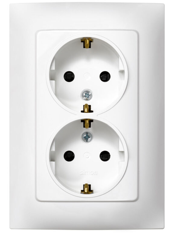 BASE ENCHUFE DOBLE SCHUKO TT E