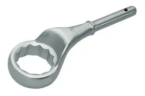 LLAVE ESTRELLA TRACCION ACODAD