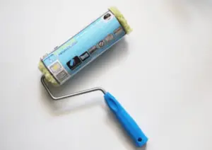 RODILLO PINT 22 CM AMARILLO HI