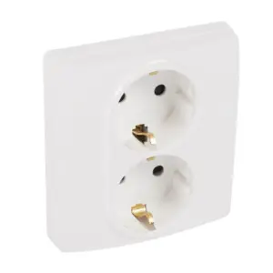 BASE ENCHUFE DOBLE 2P+T BL SER